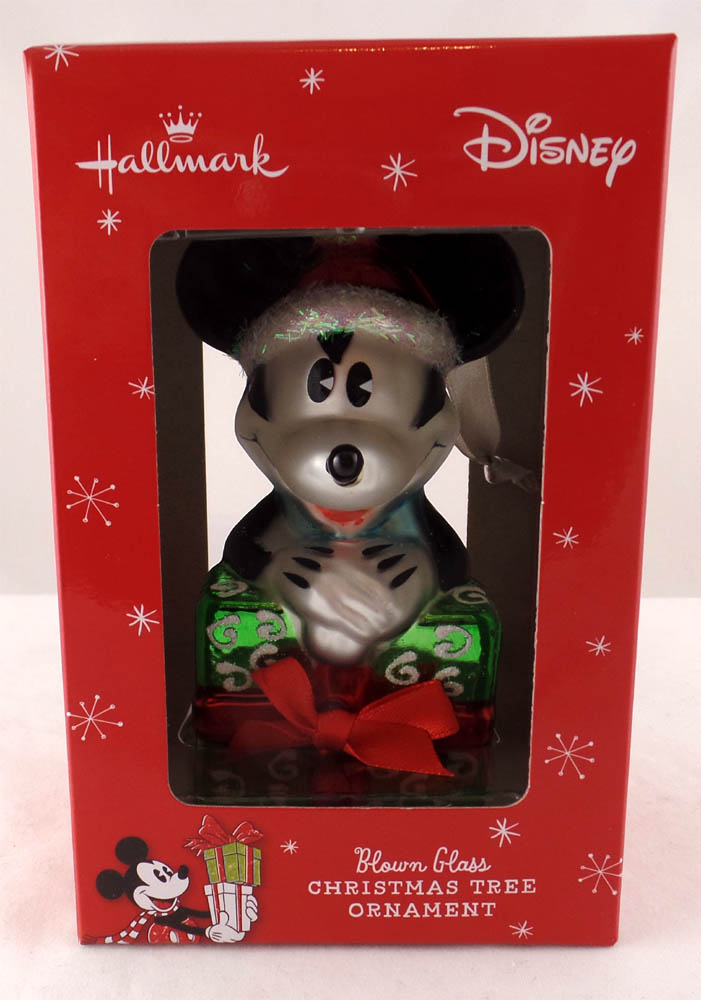 2015 Hallmark Disney Mickey Ornament